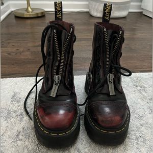 SINCLAIR WOMEN'S ARCADIA LEATHER PLATFORM BOOTS - Cherry Red size EU 38/ US 7